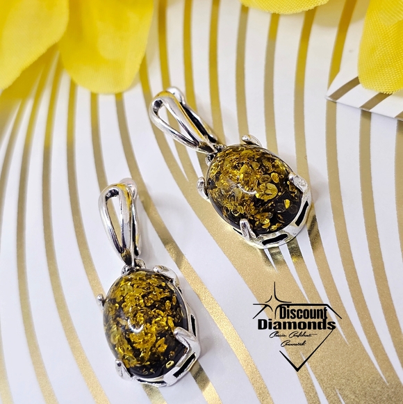 Natural Quartz Dangle Drop Leverback Earrings - Picture 8 of 11